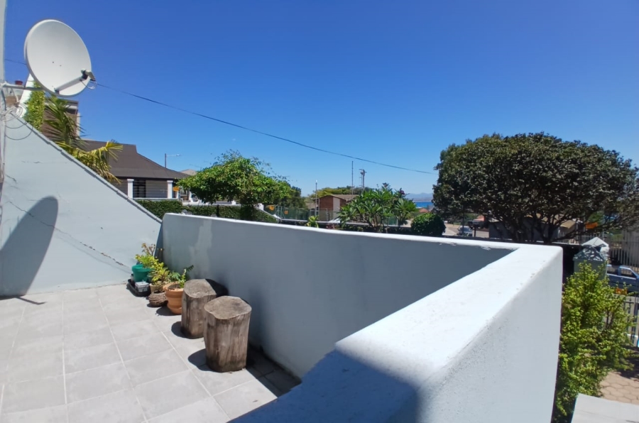 2 Bedroom Property for Sale in Mossel Bay Central Western Cape